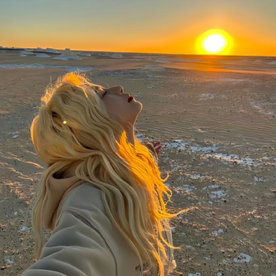 头像收藏癖发作 再忙也要换的治愈系美图