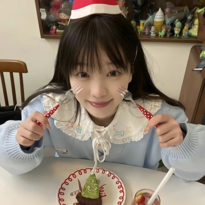 朋友圈C位预定 发疯文学专治各种emo