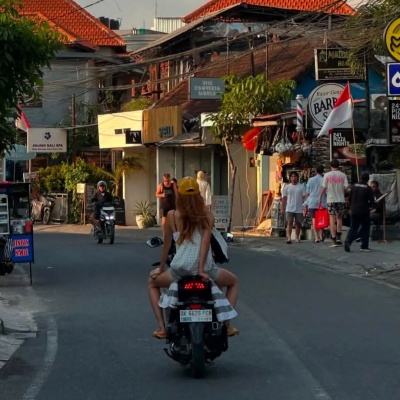 极简态度型微信签名 用短句藏住生活主张