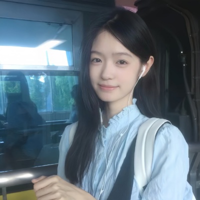 氛围感蓝色系女生头像合集 自带清冷温柔的视觉治愈感