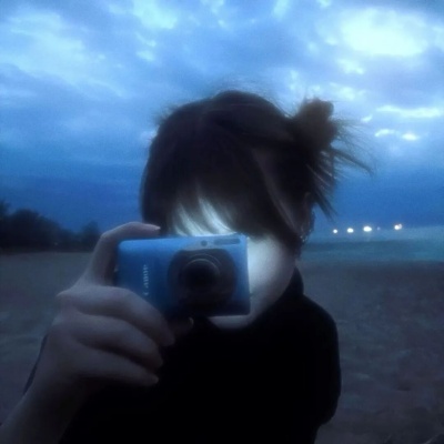 蓝色头像合集 清冷/温柔/治愈系承包你的社交头像库